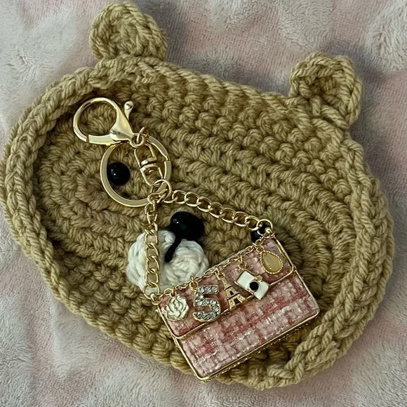 Chic Pink Bag Charm 👛💖 - Picture 2 of 3